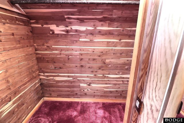 2075 Fairacres Drive, Fremont, NE 68025