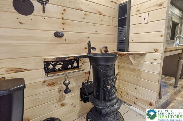 2205 Long Run Road, Franklin Twp, PA 18235