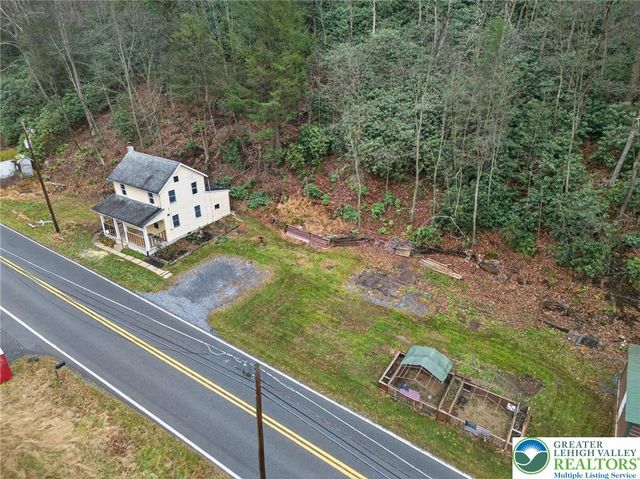 2205 Long Run Road, Franklin Twp, PA 18235