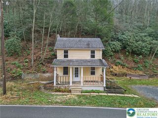 2205 Long Run Road, Franklin Twp, PA 18235