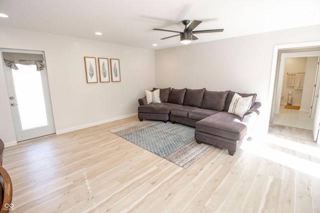 10515 Collingswood Road, Fishers, IN 46037