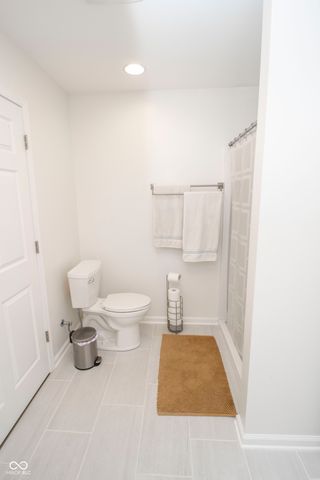 10515 Collingswood Road, Fishers, IN 46037