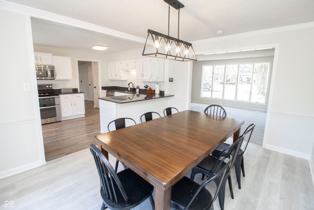 10515 Collingswood Road, Fishers, IN 46037