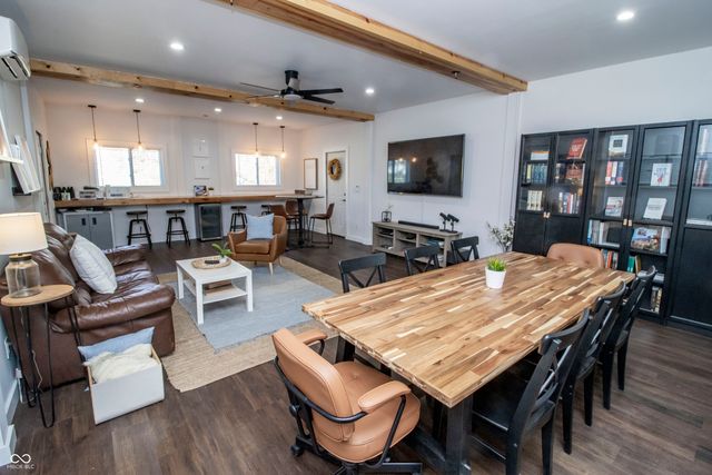 10515 Collingswood Road, Fishers, IN 46037