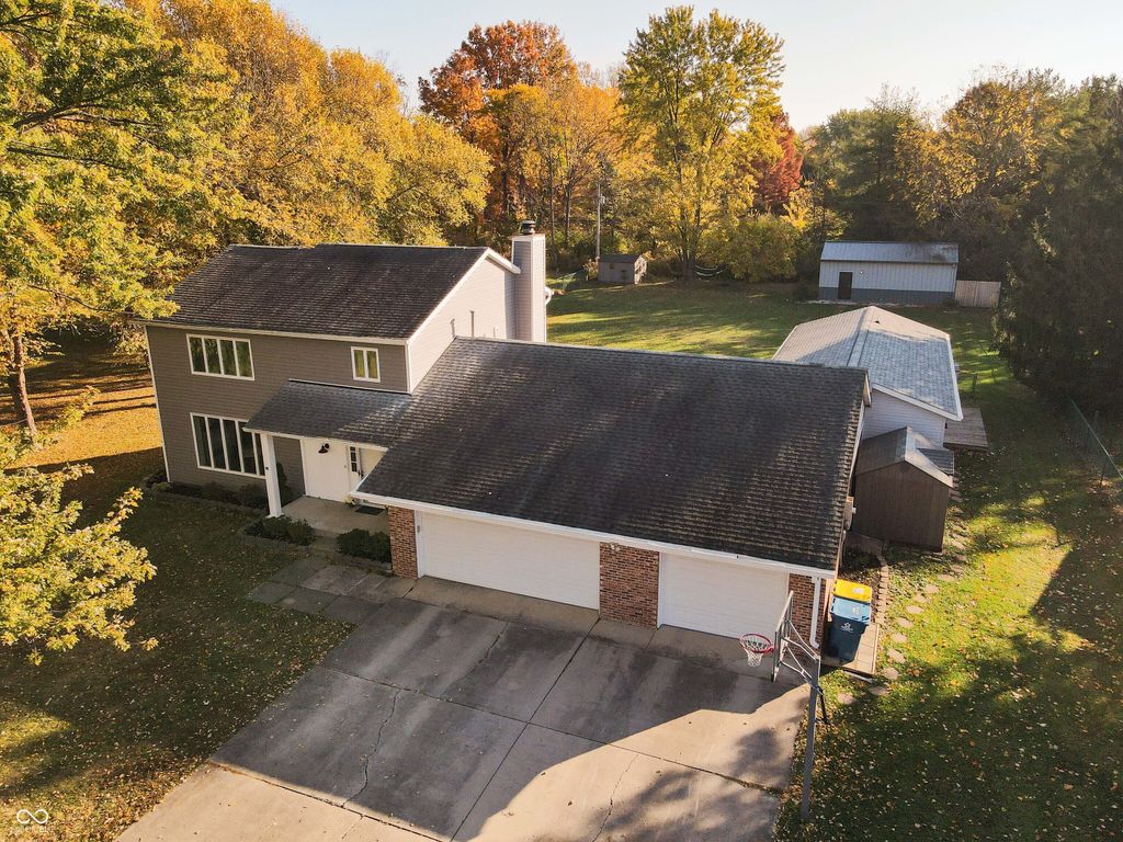 10515 Collingswood Road, Fishers, IN 46037