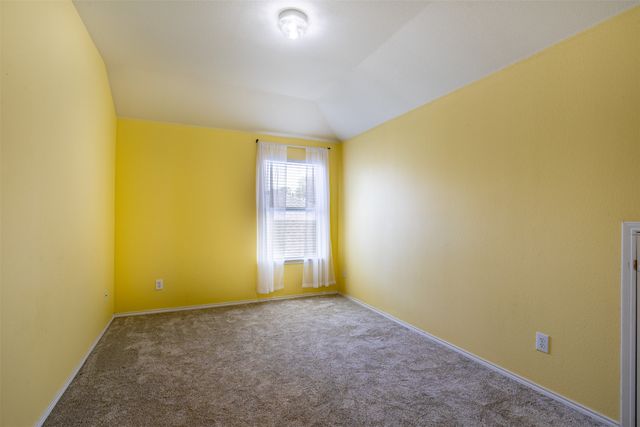 917 Warbler, Aubrey, TX 76227