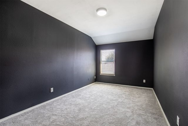 917 Warbler, Aubrey, TX 76227