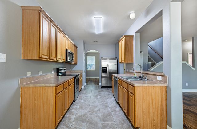 917 Warbler, Aubrey, TX 76227