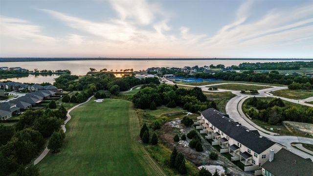 1614 Governors Boulevard, Heath, TX 75126