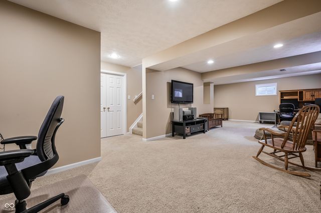 5305 Breakers Way, Carmel, IN 46033