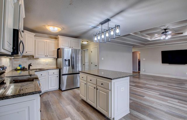 56 Huntington Drive, Austin, AR 72007