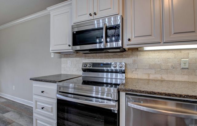 56 Huntington Drive, Austin, AR 72007