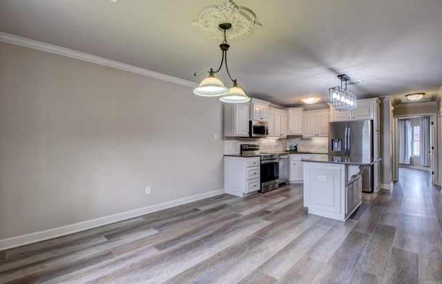 56 Huntington Drive, Austin, AR 72007