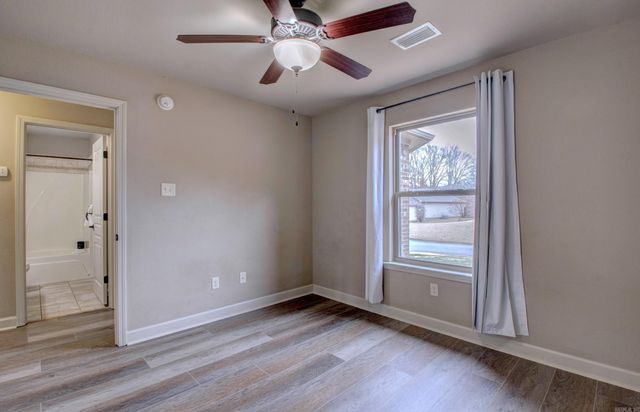 56 Huntington Drive, Austin, AR 72007