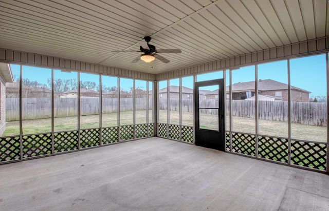 56 Huntington Drive, Austin, AR 72007