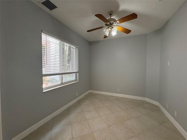 11165 Whitehawk Street, Plantation, FL 33324
