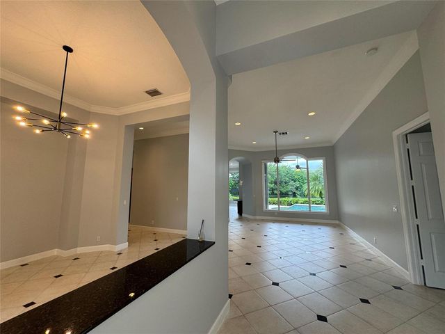 11165 Whitehawk Street, Plantation, FL 33324