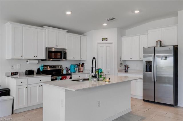 3856 Treasure Oak WAY, Fort Myers, FL 33905