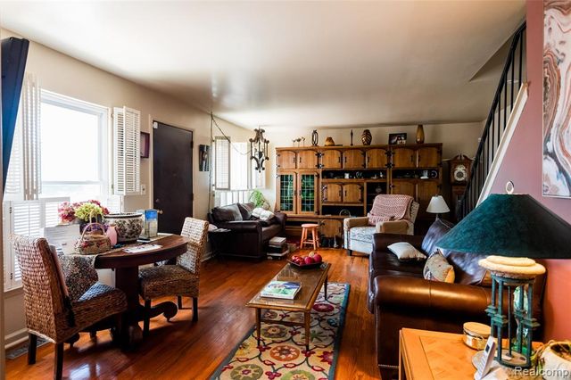 1911 Hyde Park, Detroit, MI 48207