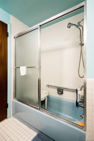 1911 Hyde Park, Detroit, MI 48207
