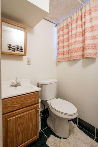 1911 Hyde Park, Detroit, MI 48207