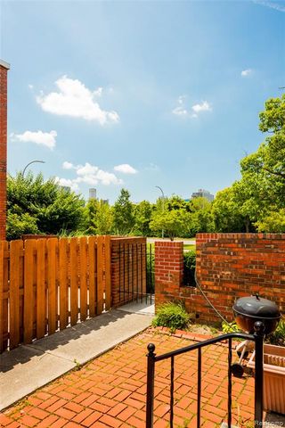 1911 Hyde Park, Detroit, MI 48207