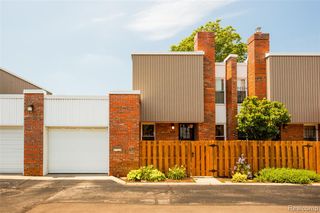 1911 Hyde Park, Detroit, MI 48207