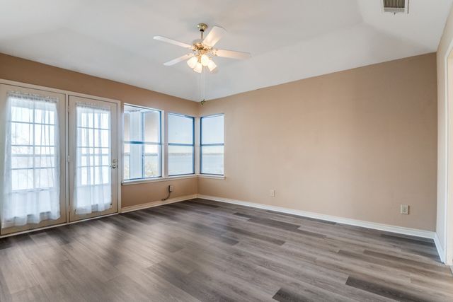 9961 Waterfront Trail 9961, Rowlett, TX 75087