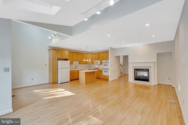 1129 BRIANS WAY, Wayne, PA 19087