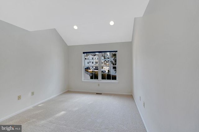 1129 BRIANS WAY, Wayne, PA 19087