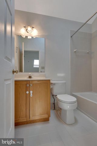 1129 BRIANS WAY, Wayne, PA 19087