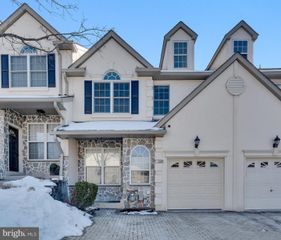 1129 BRIANS WAY, Wayne, PA 19087