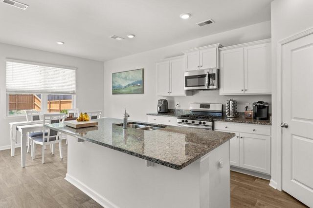 9712 Roseberry Street, Ladson, SC 29456