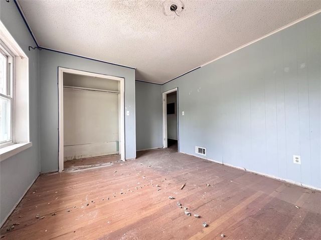 19208 Gordon Cooper Drive, Shawnee, OK 74801