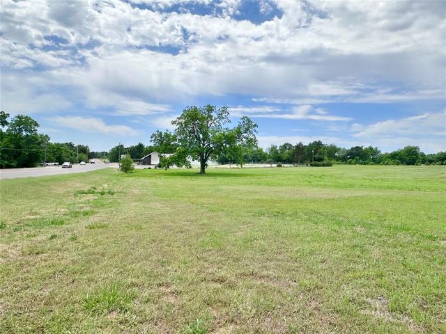 19208 Gordon Cooper Drive, Shawnee, OK 74801