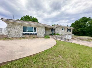 19208 Gordon Cooper Drive, Shawnee, OK 74801