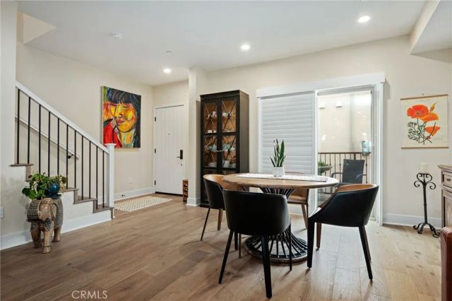 44 Coronado Street 202, Ventura, CA 93001