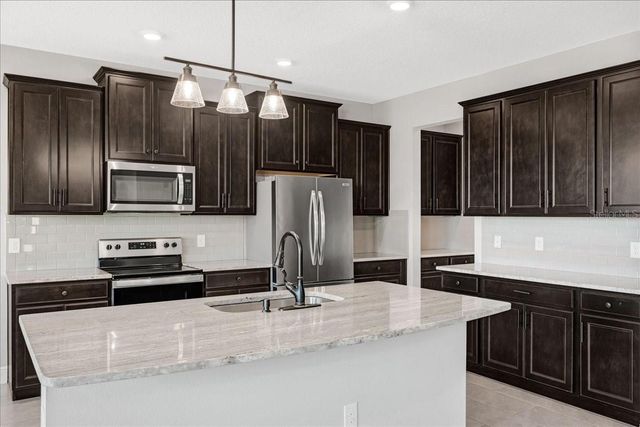 109 BRIGHT IBIS AVENUE, Apollo Beach, FL 33572