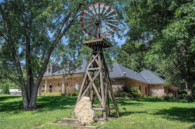 19845 S Ridgely Road, Edgerton, MO 64444