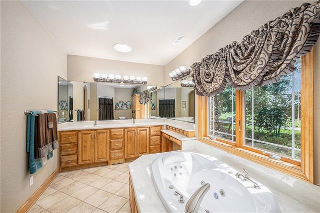 19845 S Ridgely Road, Edgerton, MO 64444