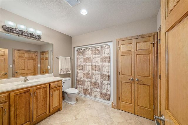 19845 S Ridgely Road, Edgerton, MO 64444