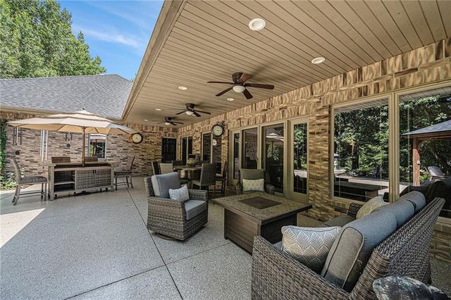 19845 S Ridgely Road, Edgerton, MO 64444