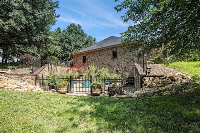 19845 S Ridgely Road, Edgerton, MO 64444