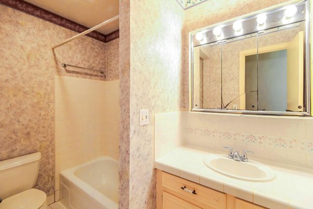 353 Dawn Hill, Friendswood, TX 77546