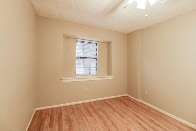 353 Dawn Hill, Friendswood, TX 77546