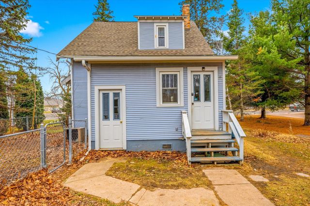 805 W 4th Street, Rush City, MN 55069