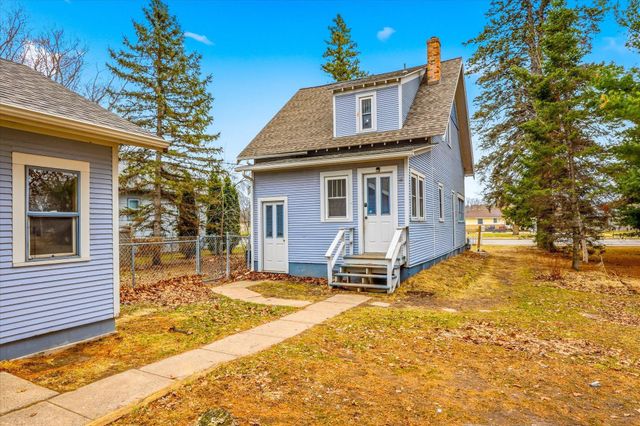 805 W 4th Street, Rush City, MN 55069