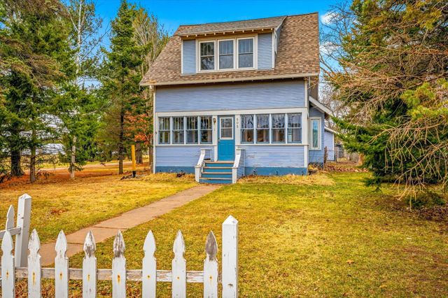 805 W 4th Street, Rush City, MN 55069