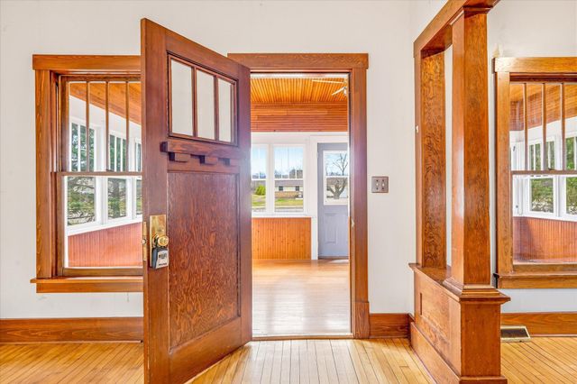 805 W 4th Street, Rush City, MN 55069