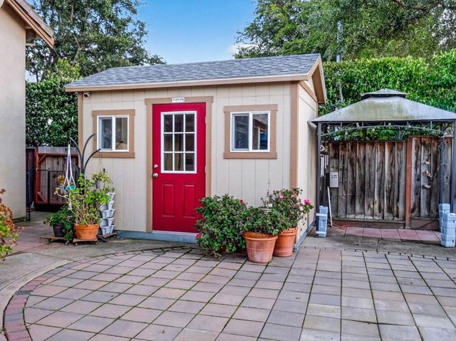 9123 Rancho Hills Drive, Gilroy, CA 95020